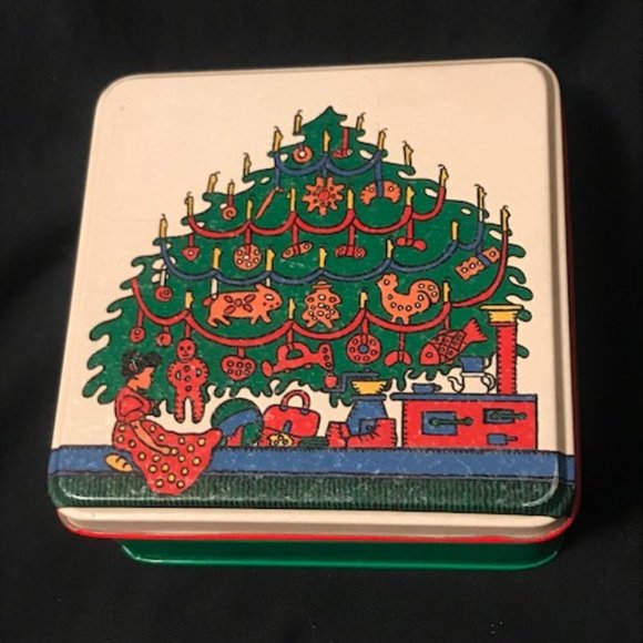 Metropolitan Museum of Art Christmas Tin Coasters - Picture 2 of 12